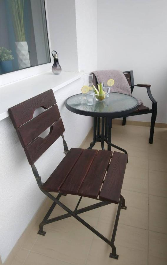 Quadratum Apartment By Noclegi Renters Gdansk Ngoại thất bức ảnh